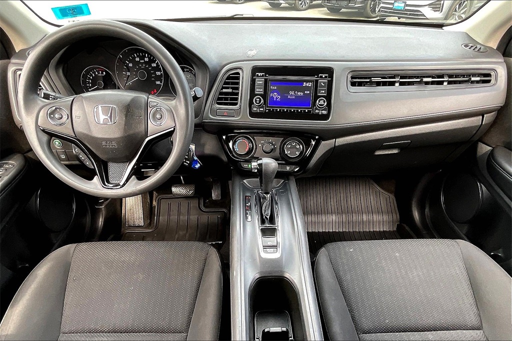 2017 Honda HR-V LX - Photo 20