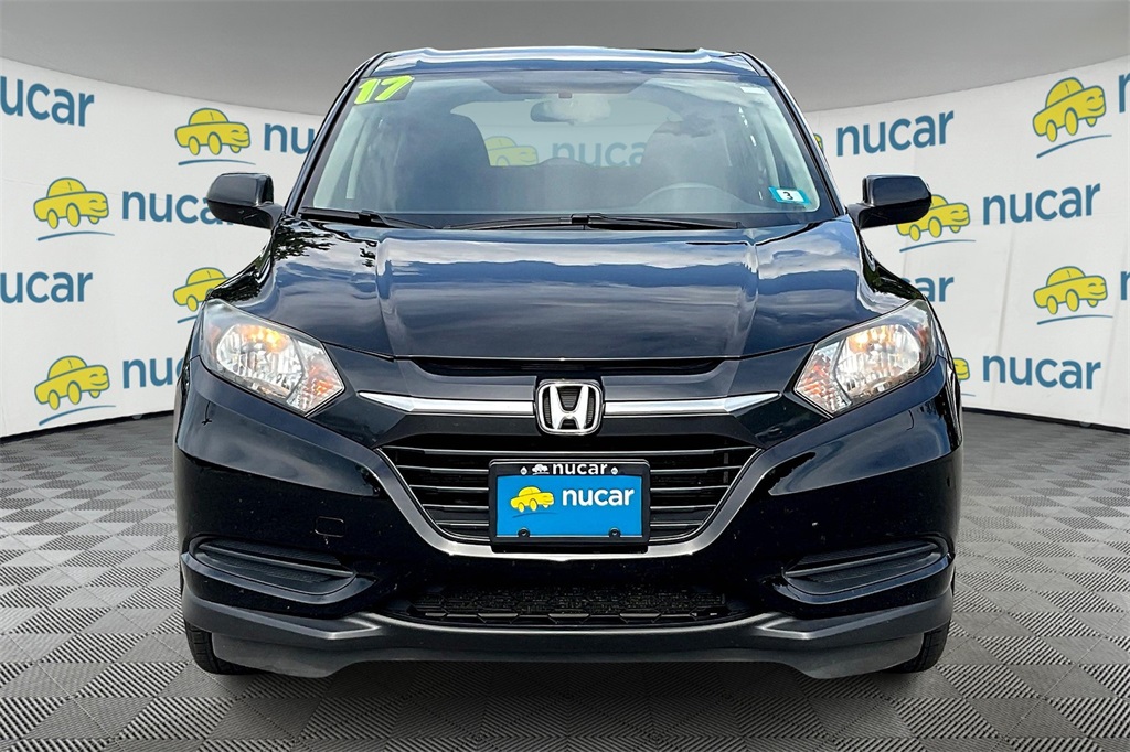 2017 Honda HR-V LX - Photo 2