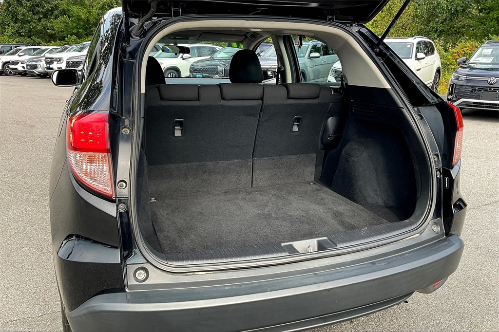 2017 Honda HR-V LX - Photo 33