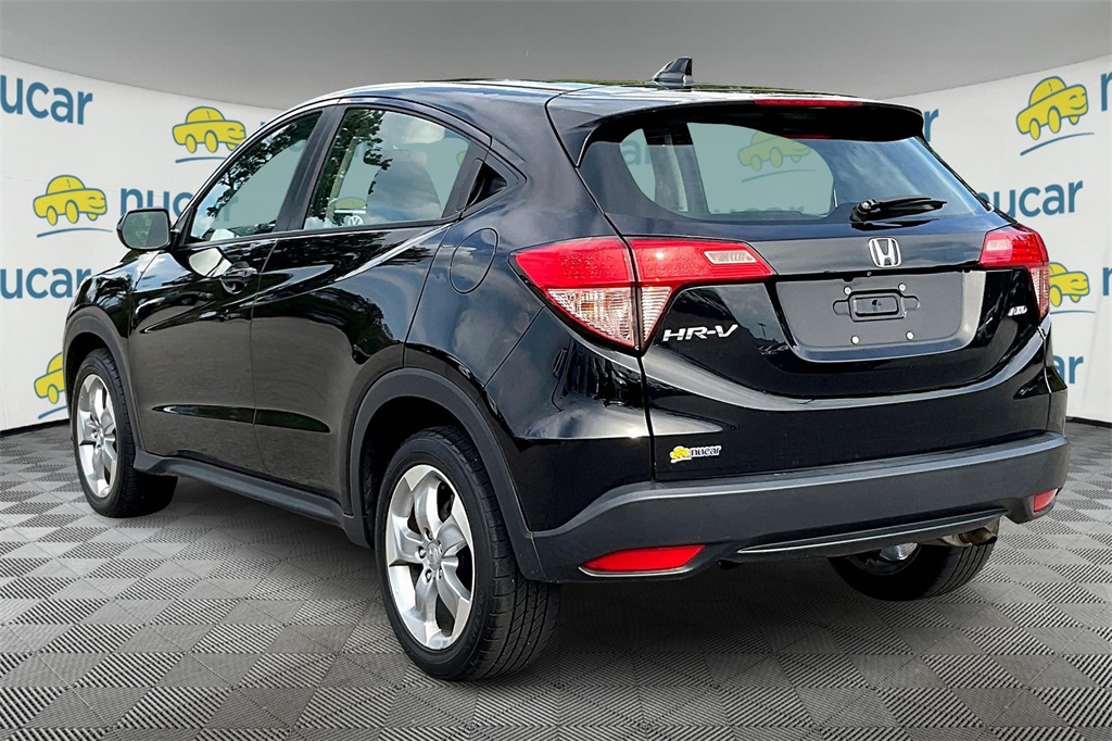 2017 Honda HR-V LX - Photo 4