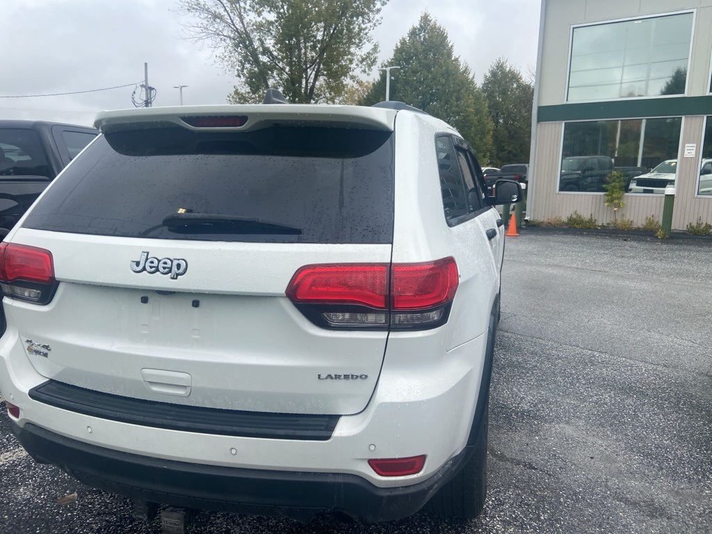 2017 Jeep Grand Cherokee Laredo - Photo 5
