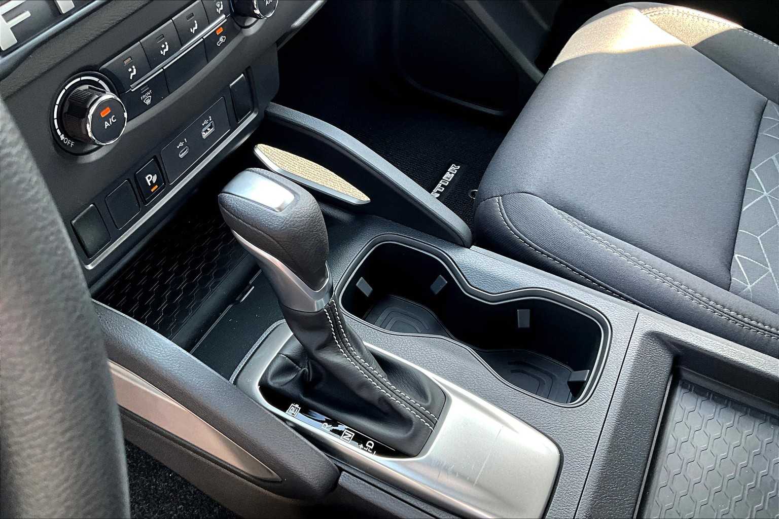 2025 Nissan Frontier SV - Photo 20