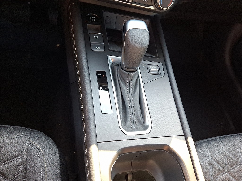 2025 Nissan Kicks SV - Photo 11