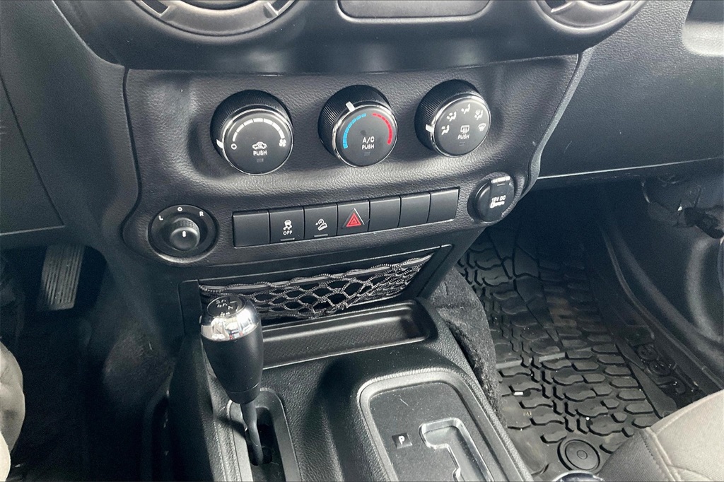 2017 Jeep Wrangler Unlimited Sport - Photo 23