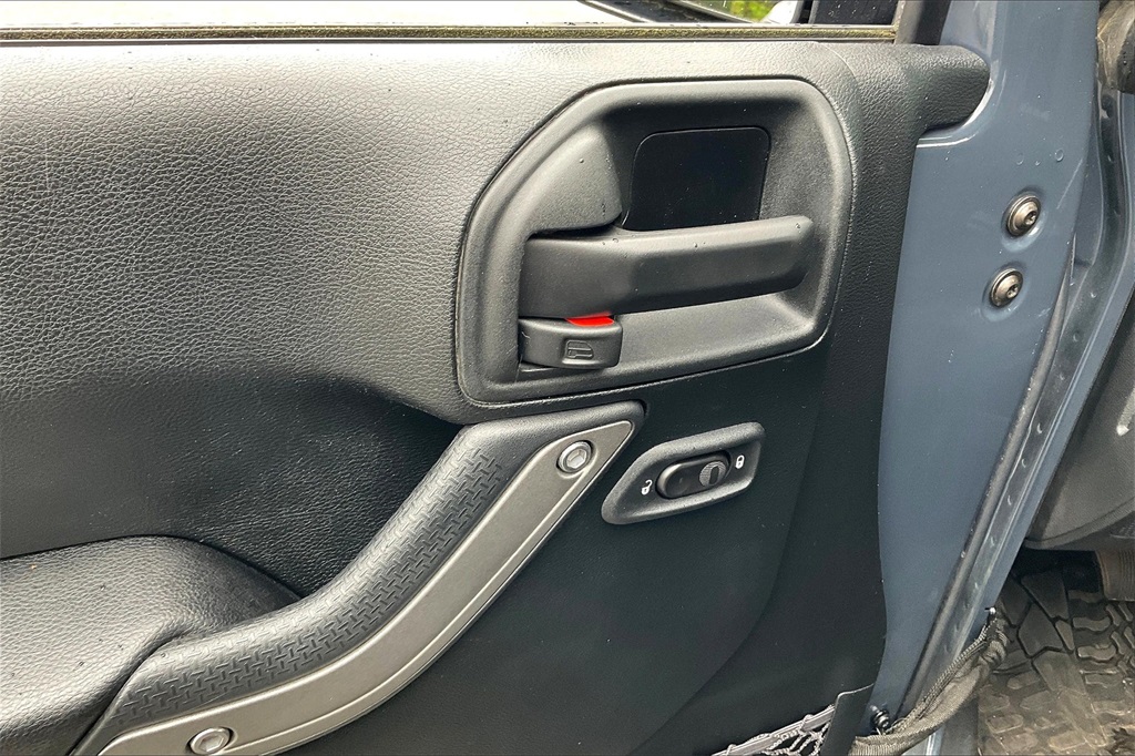 2017 Jeep Wrangler Unlimited Sport - Photo 34