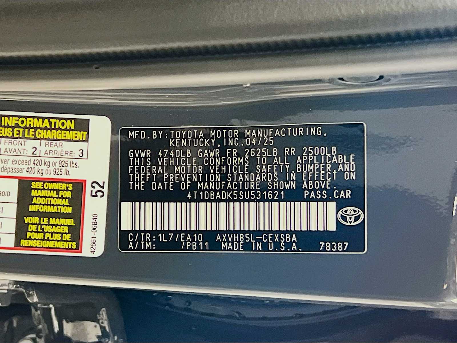 2025 Toyota Camry SE - Photo 20