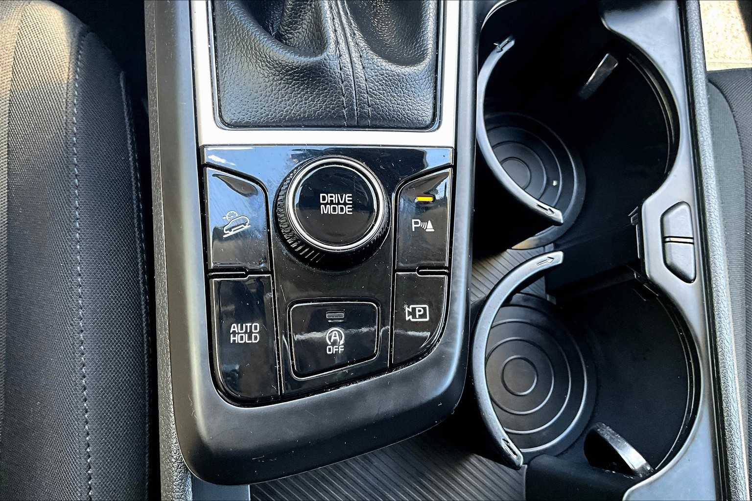 2023 Kia Sportage LX - Photo 26