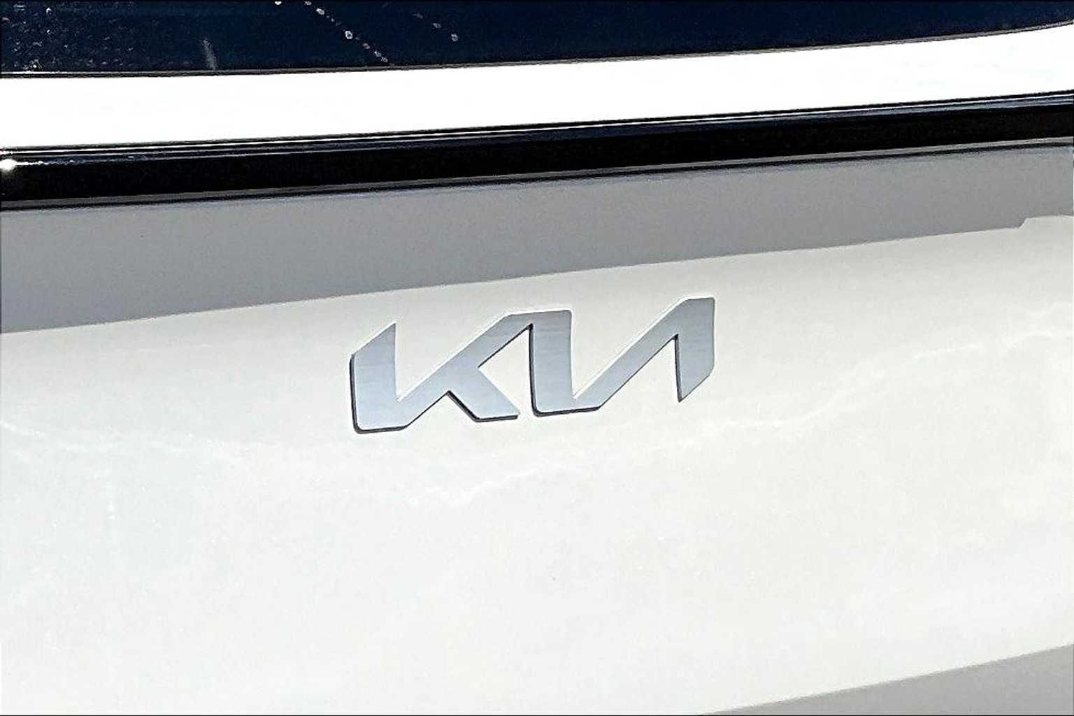 2023 Kia Sportage LX - Photo 27