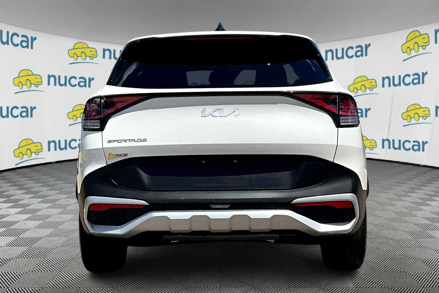 2023 Kia Sportage LX - Photo 5