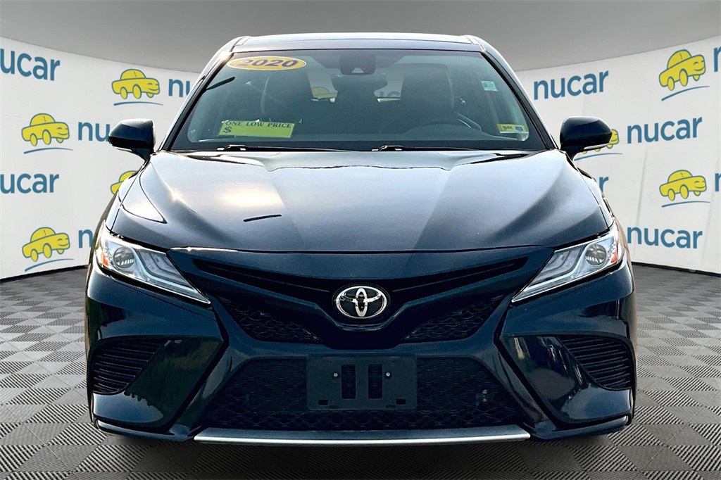 2020 Toyota Camry XSE - Photo 2