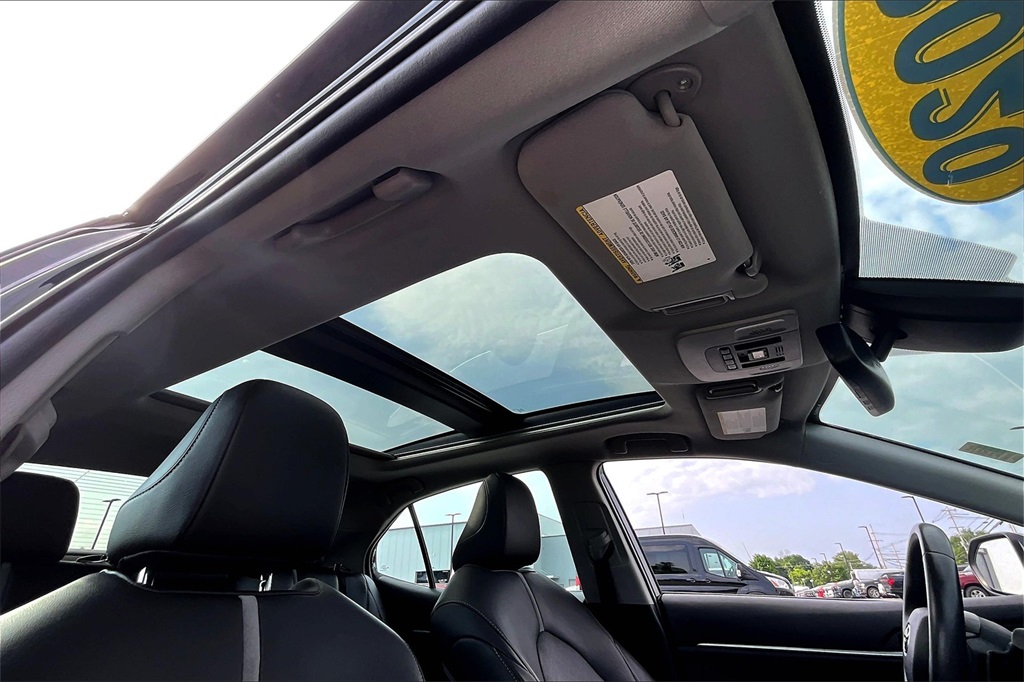 2020 Toyota Camry XSE - Photo 22