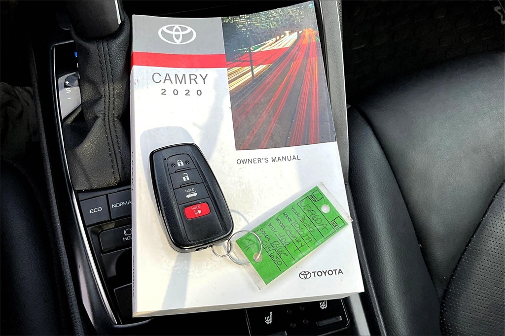 2020 Toyota Camry XSE - Photo 31