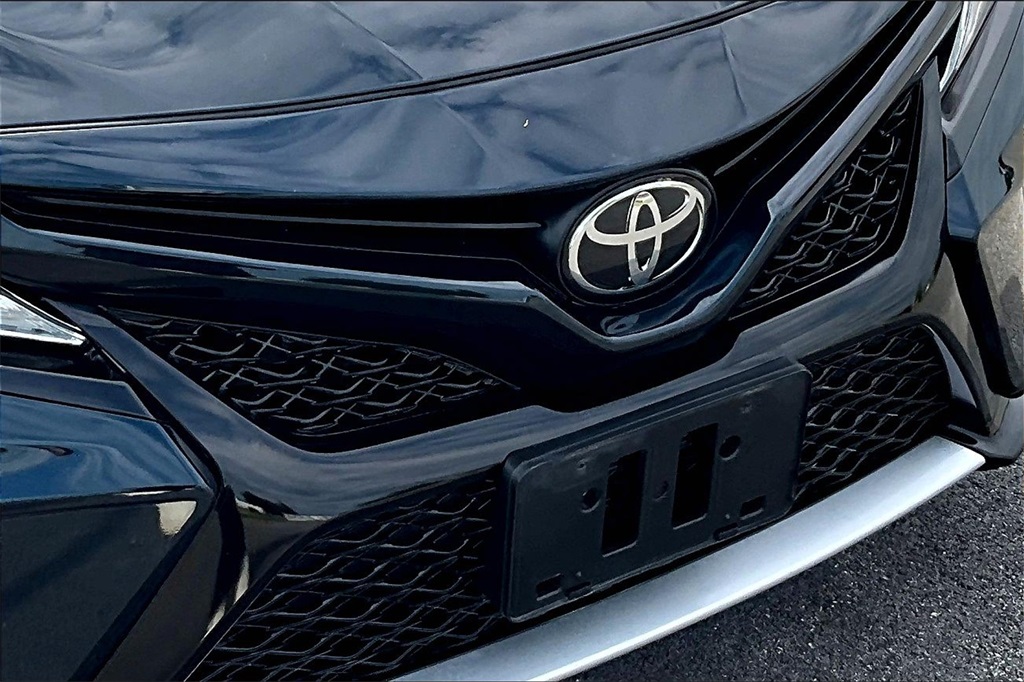 2020 Toyota Camry XSE - Photo 32