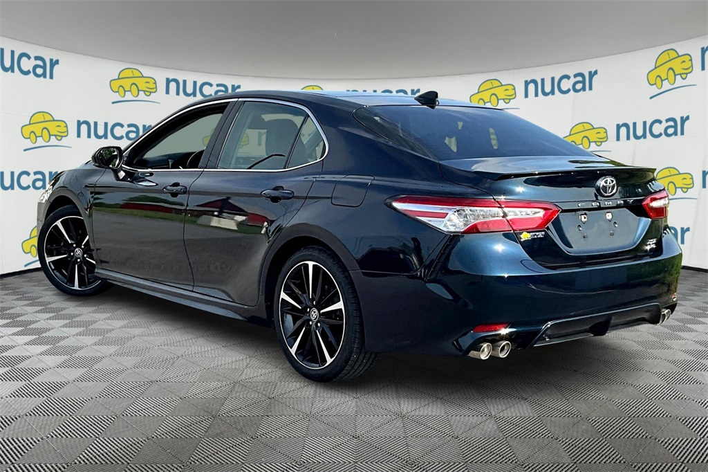 2020 Toyota Camry XSE - Photo 4