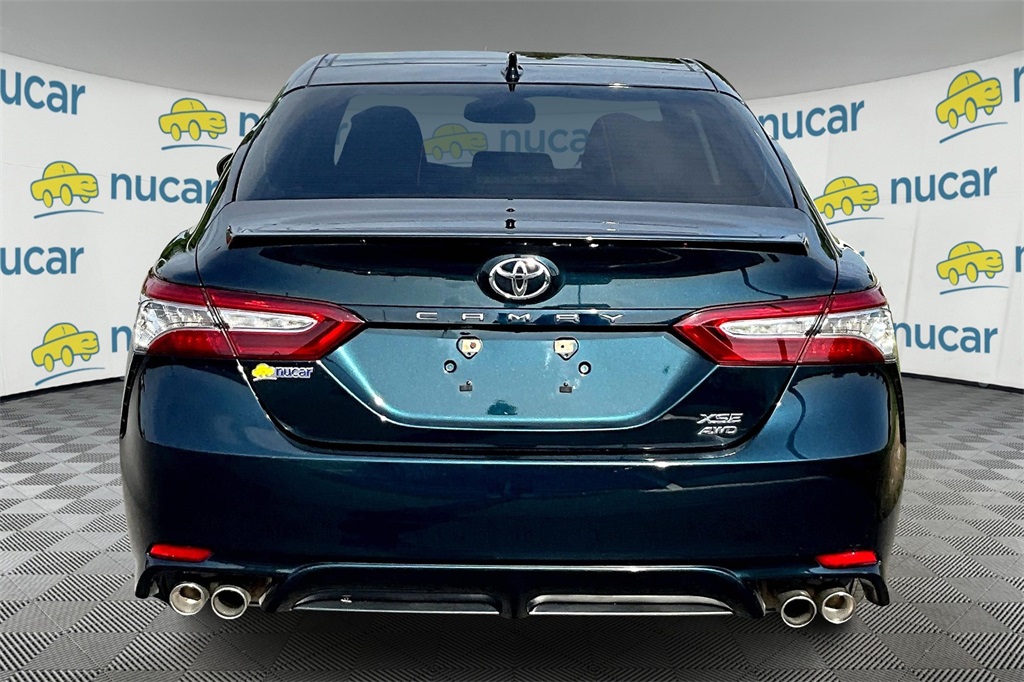 2020 Toyota Camry XSE - Photo 5