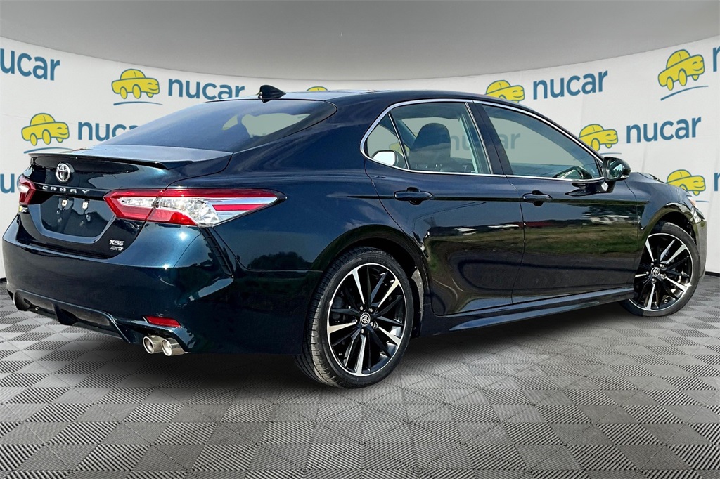 2020 Toyota Camry XSE - Photo 6
