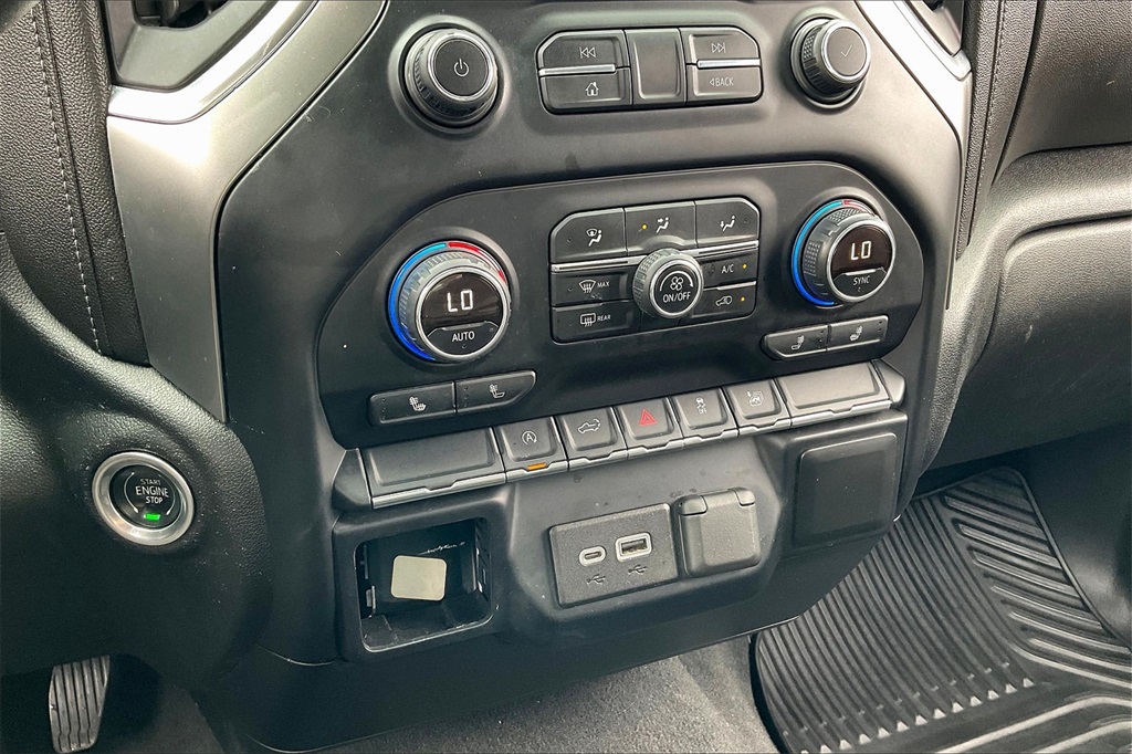 2019 Chevrolet Silverado 1500 RST - Photo 24