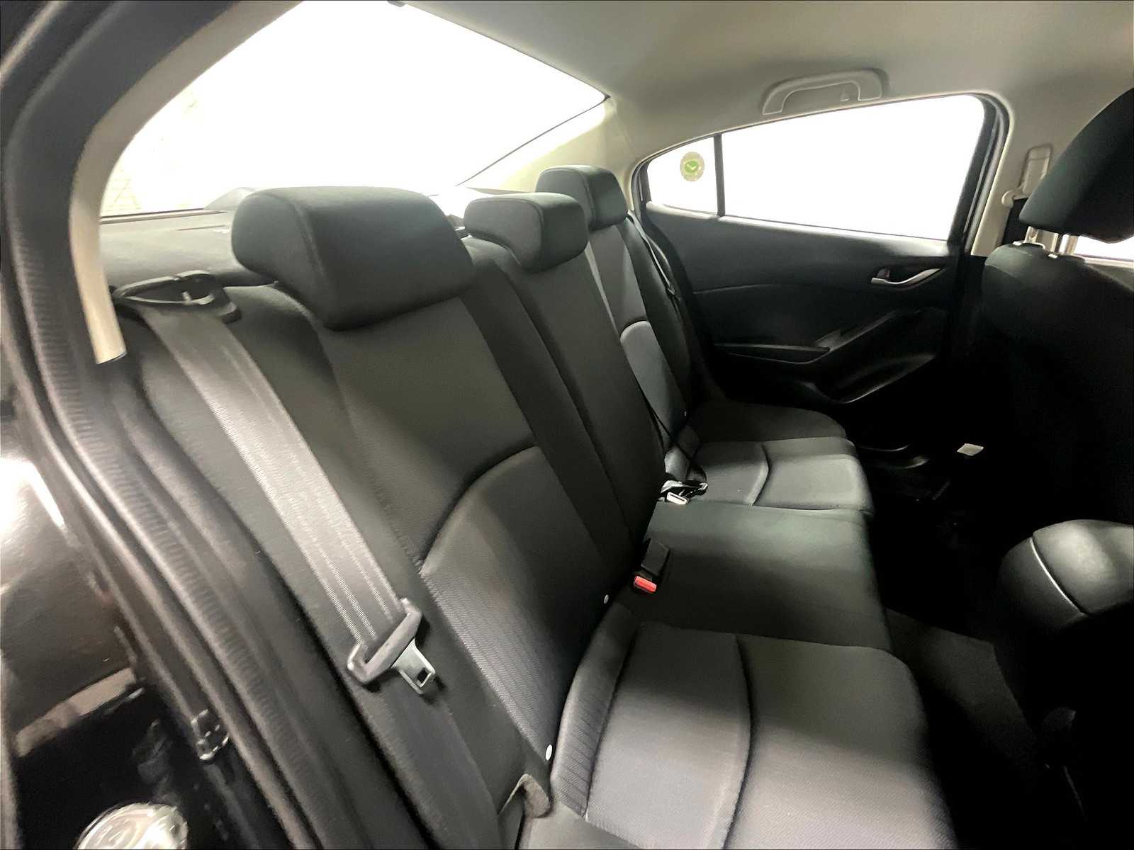 2016 Mazda MAZDA3 i Sport - Photo 16