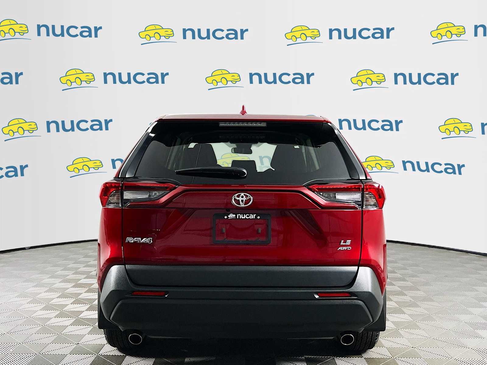 2022 Toyota RAV4 LE - Photo 6