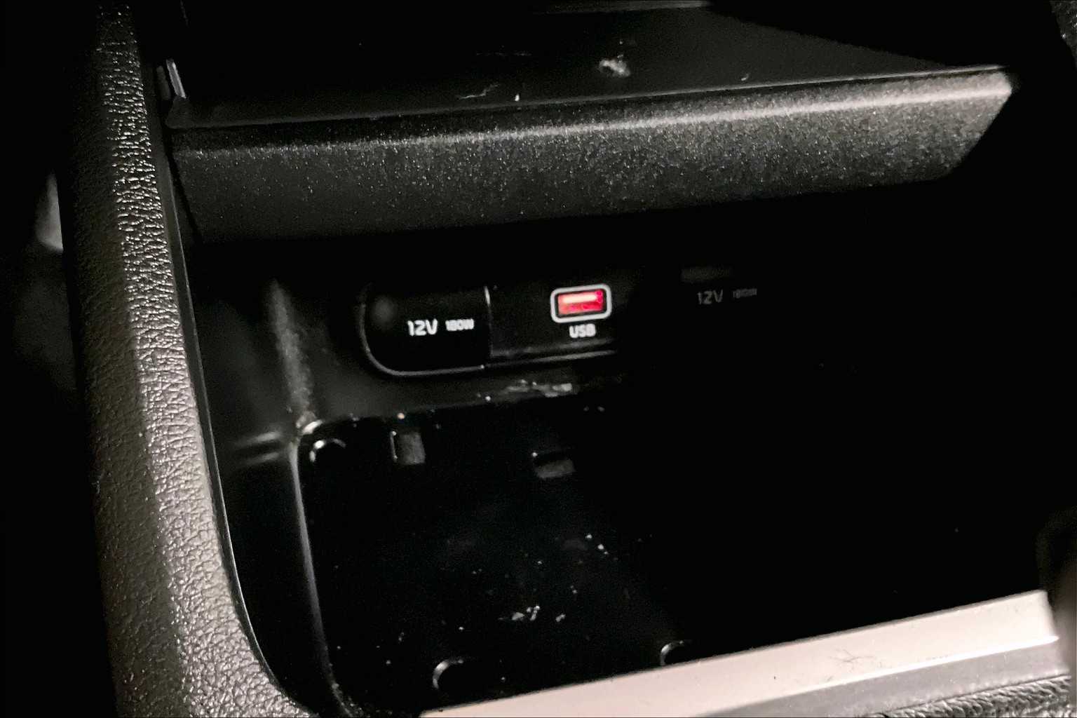 2023 Kia Forte LXS - Photo 26