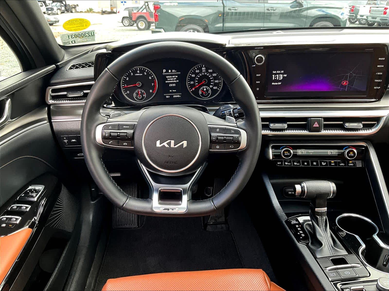 2024 Kia K5 GT - Photo 17