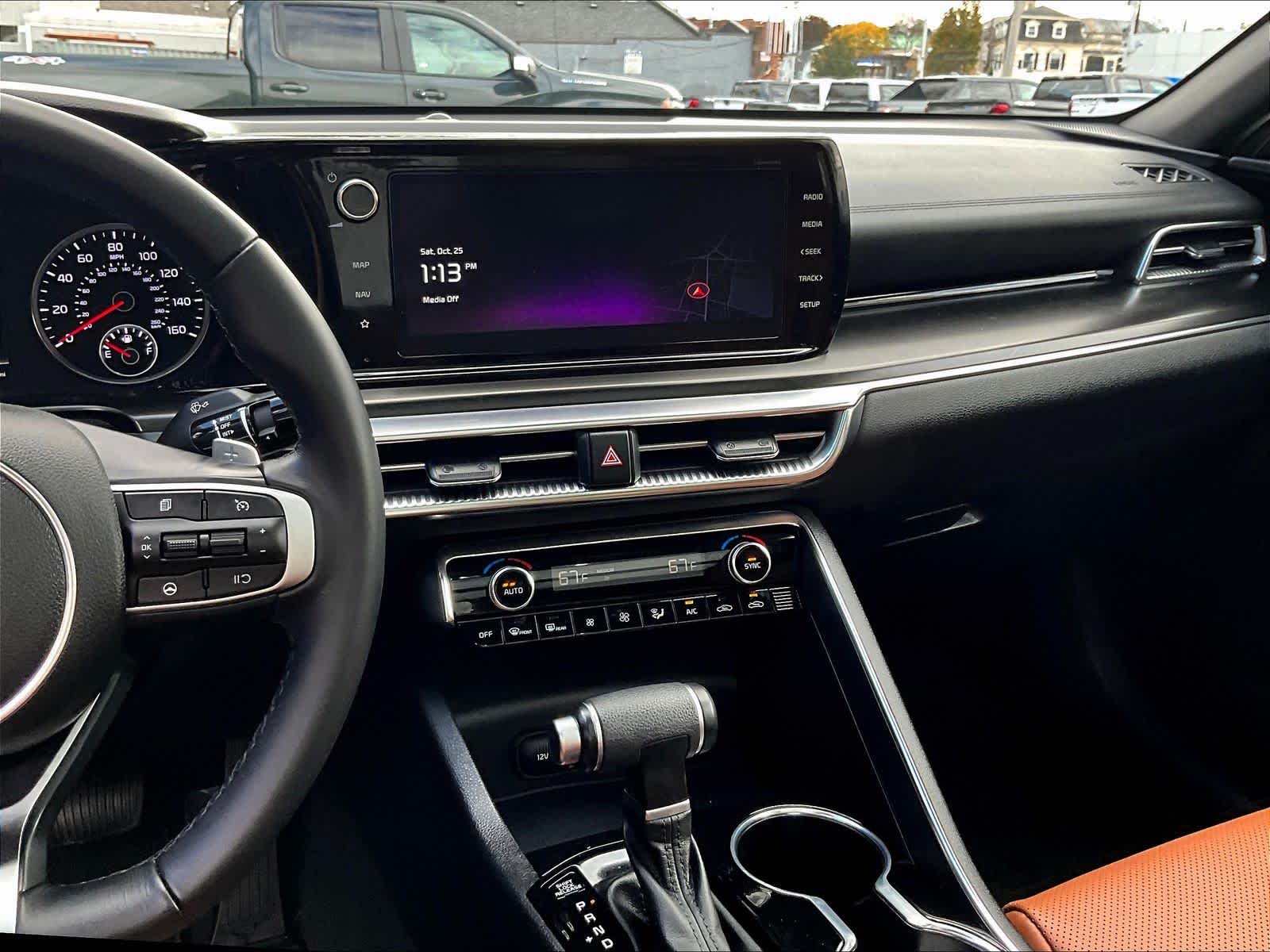 2024 Kia K5 GT - Photo 18