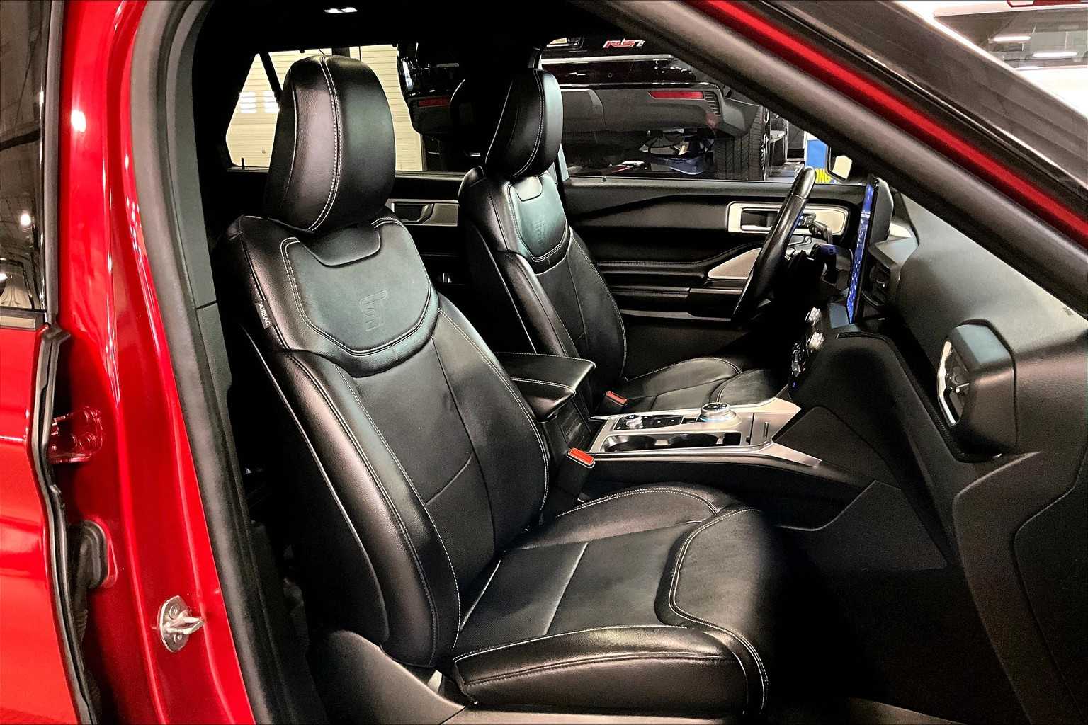 2020 Ford Explorer ST - Photo 11