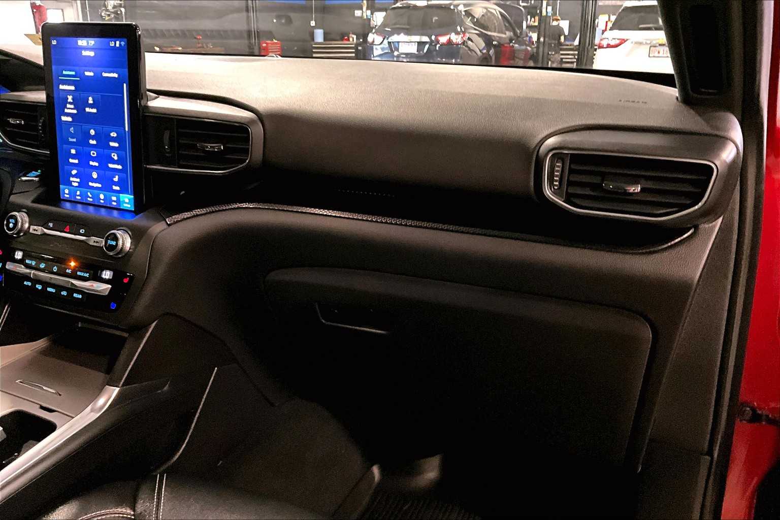 2020 Ford Explorer ST - Photo 13
