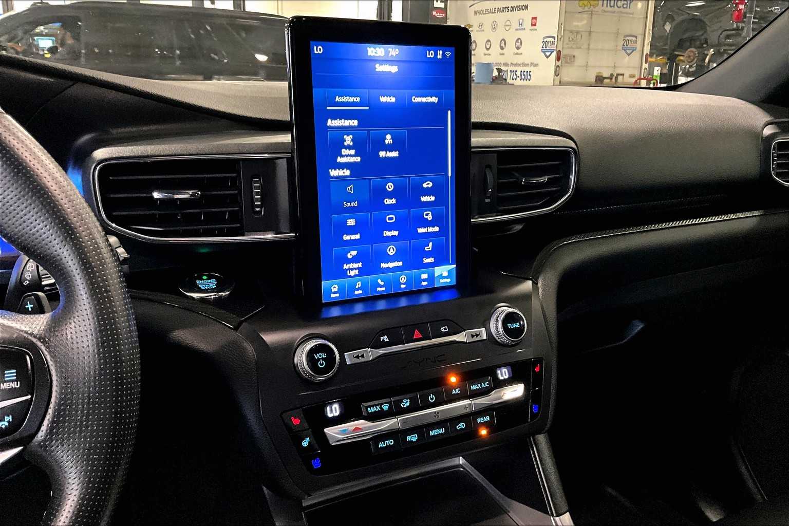 2020 Ford Explorer ST - Photo 19