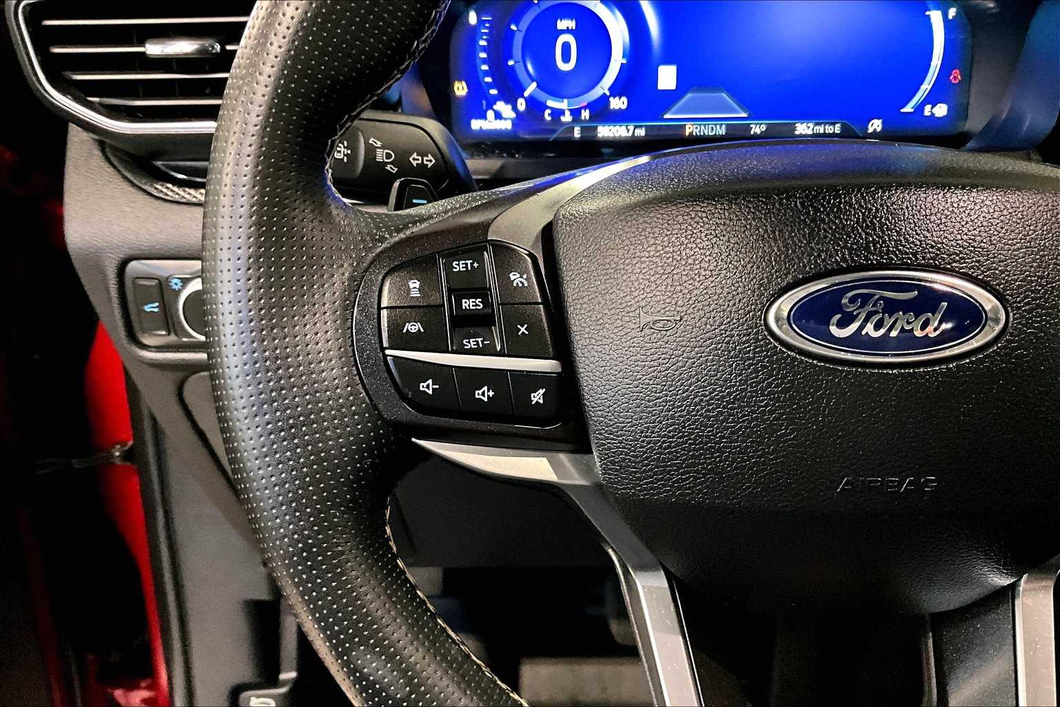 2020 Ford Explorer ST - Photo 24