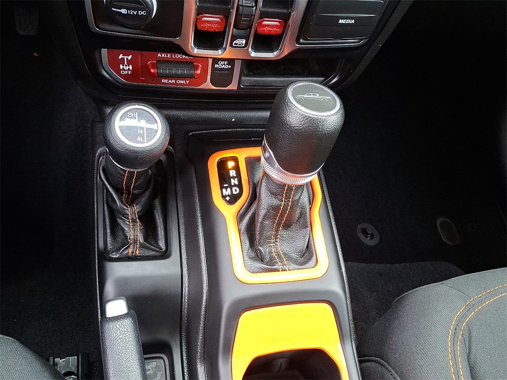 2021 Jeep Gladiator Mojave - Photo 16