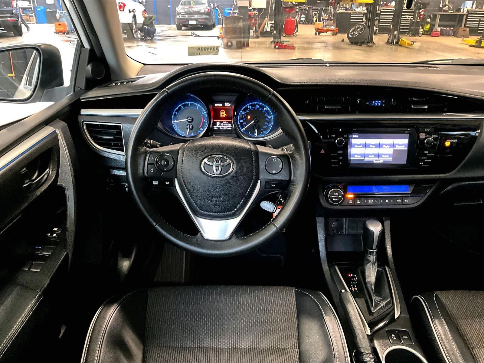 2016 Toyota Corolla S Plus - Photo 17