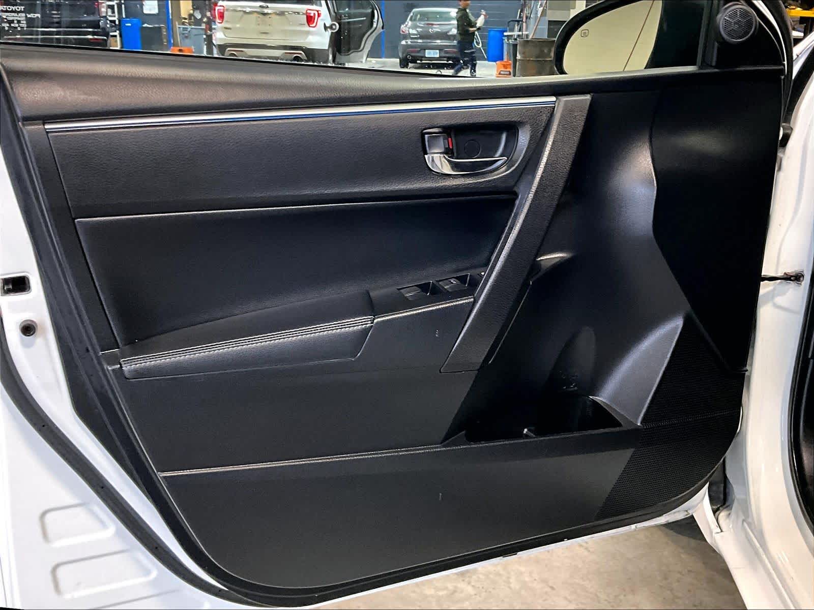 2016 Toyota Corolla S Plus - Photo 9