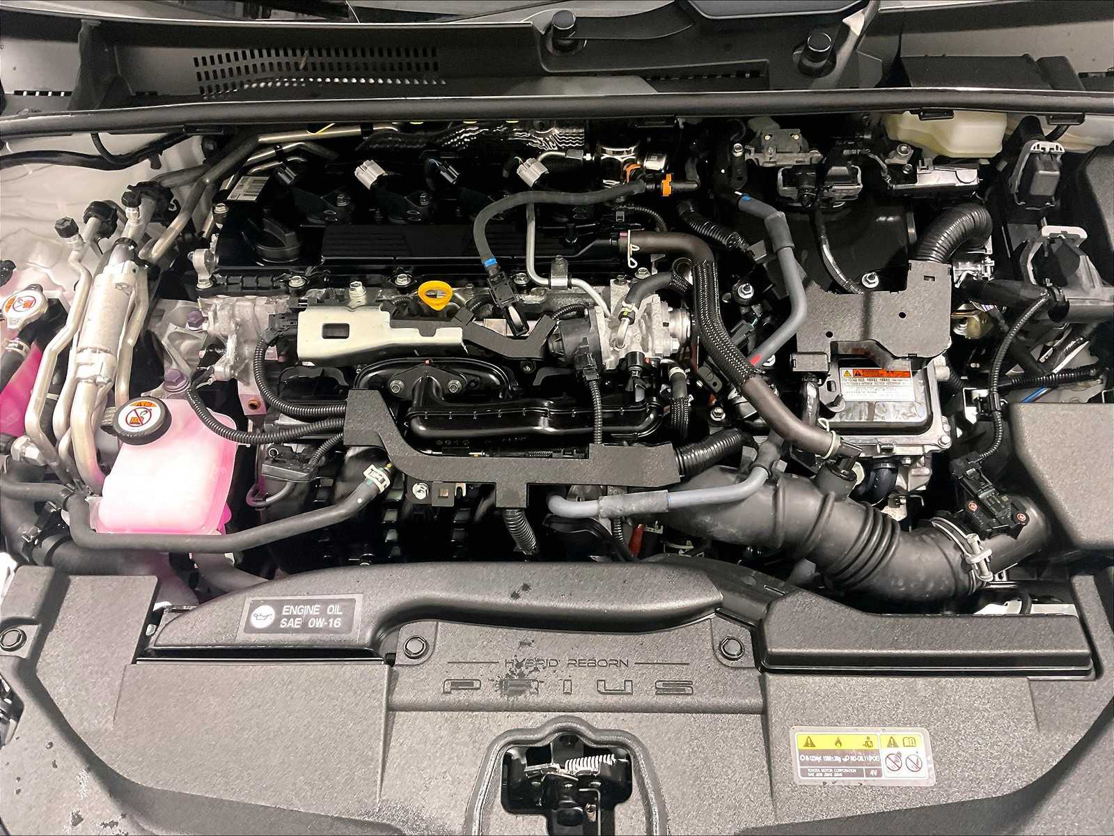 2024 Toyota Prius Prime SE - Photo 34