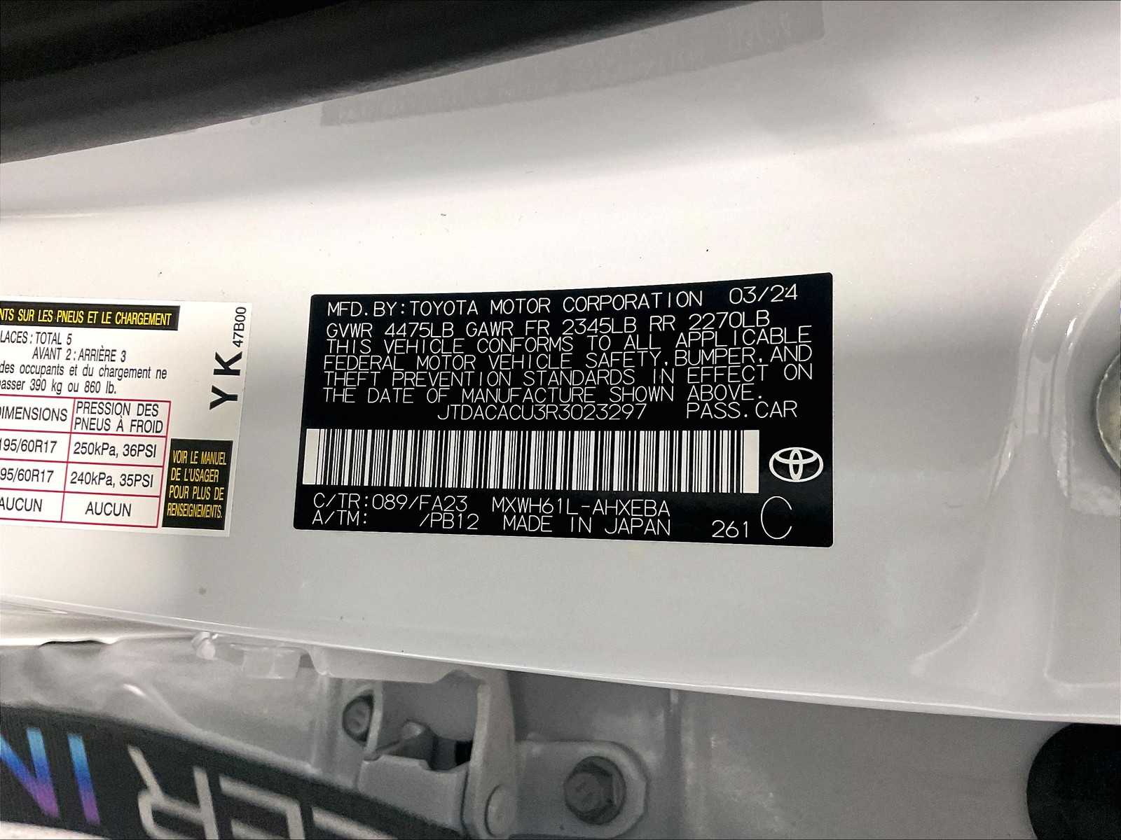 2024 Toyota Prius Prime SE - Photo 35