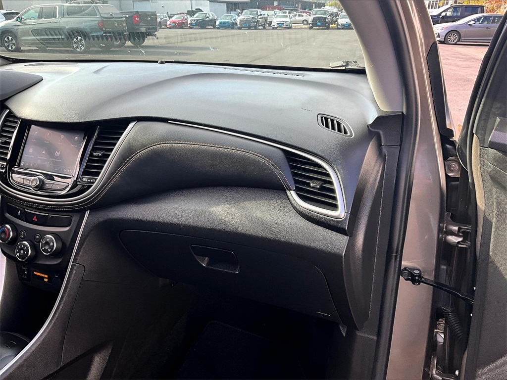 2022 Chevrolet Trax LT - Photo 13