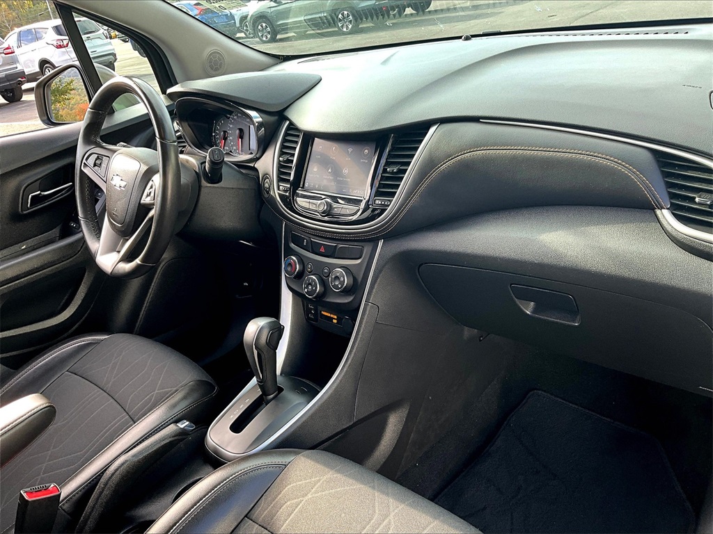 2022 Chevrolet Trax LT - Photo 14