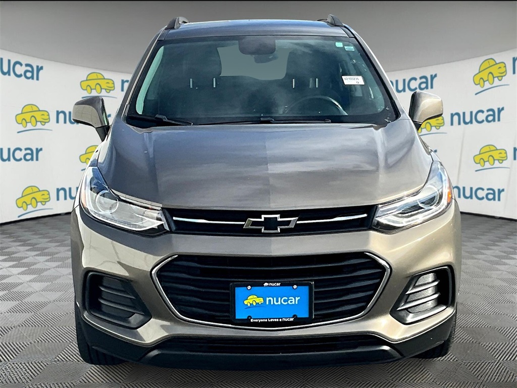 2022 Chevrolet Trax LT - Photo 2