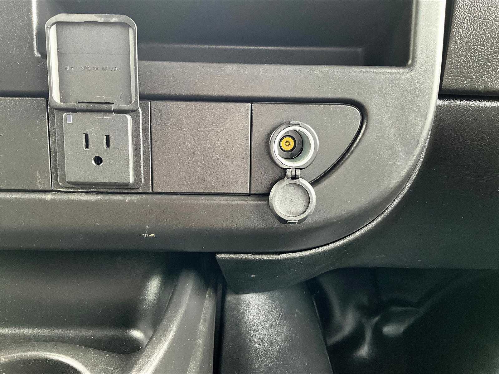 2023 Chevrolet Express  - Photo 25