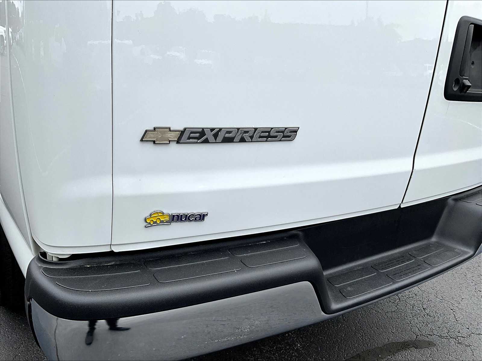 2023 Chevrolet Express  - Photo 26