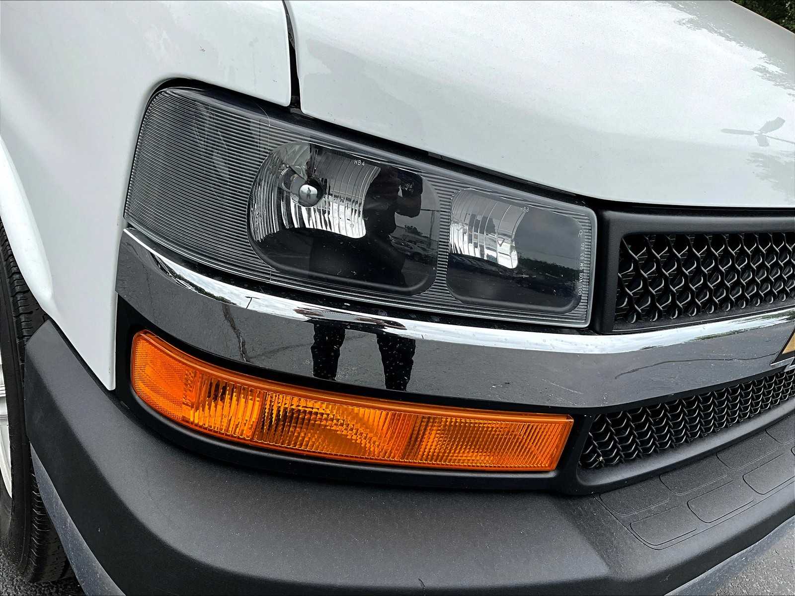 2023 Chevrolet Express 2500 Cargo photo 27