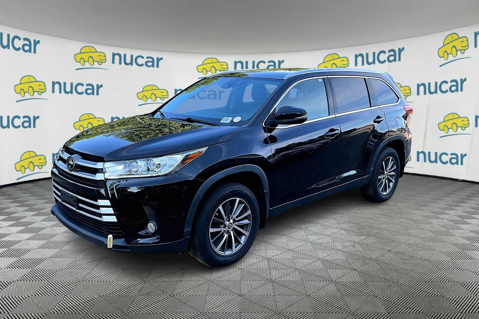 2019 Toyota Highlander XLE - Photo 2