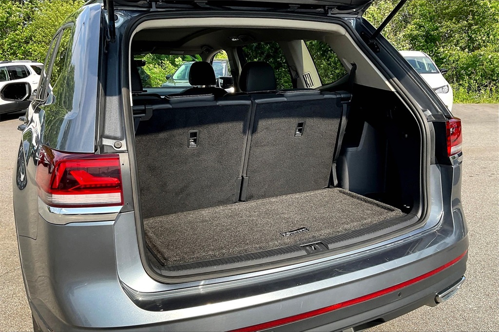 2022 Volkswagen Atlas 3.6L V6 SE w/Technology - Photo 36
