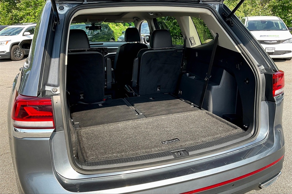2022 Volkswagen Atlas 3.6L V6 SE w/Technology - Photo 37