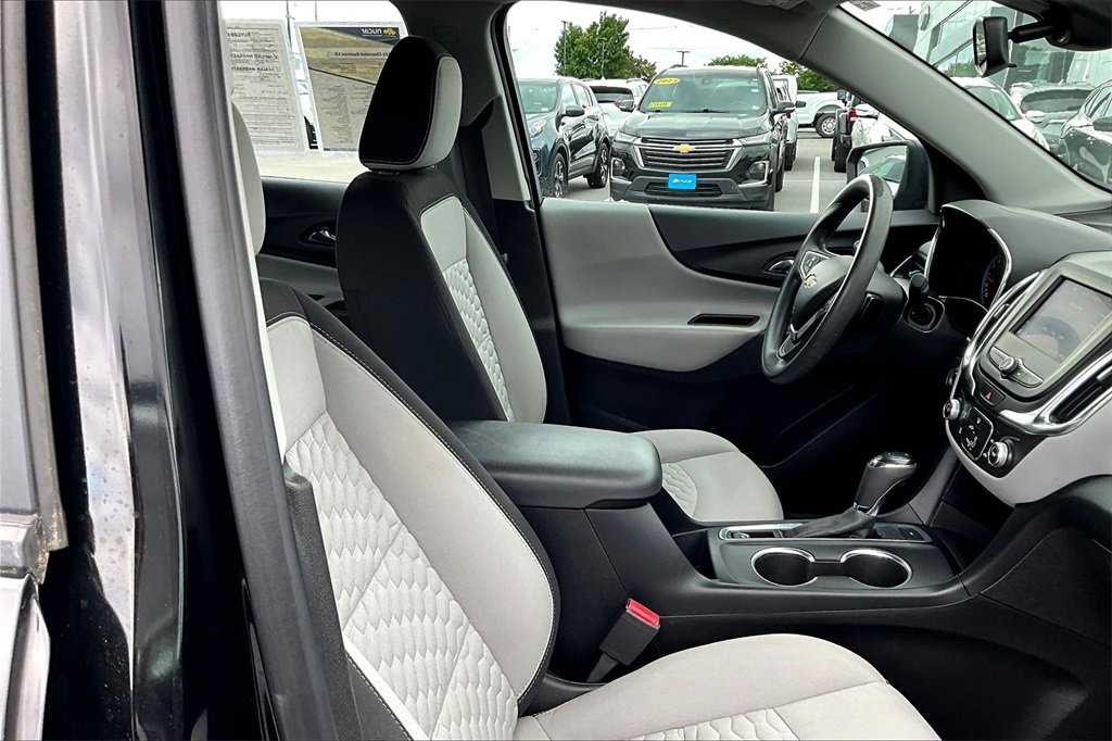 2021 Chevrolet Equinox LS - Photo 11