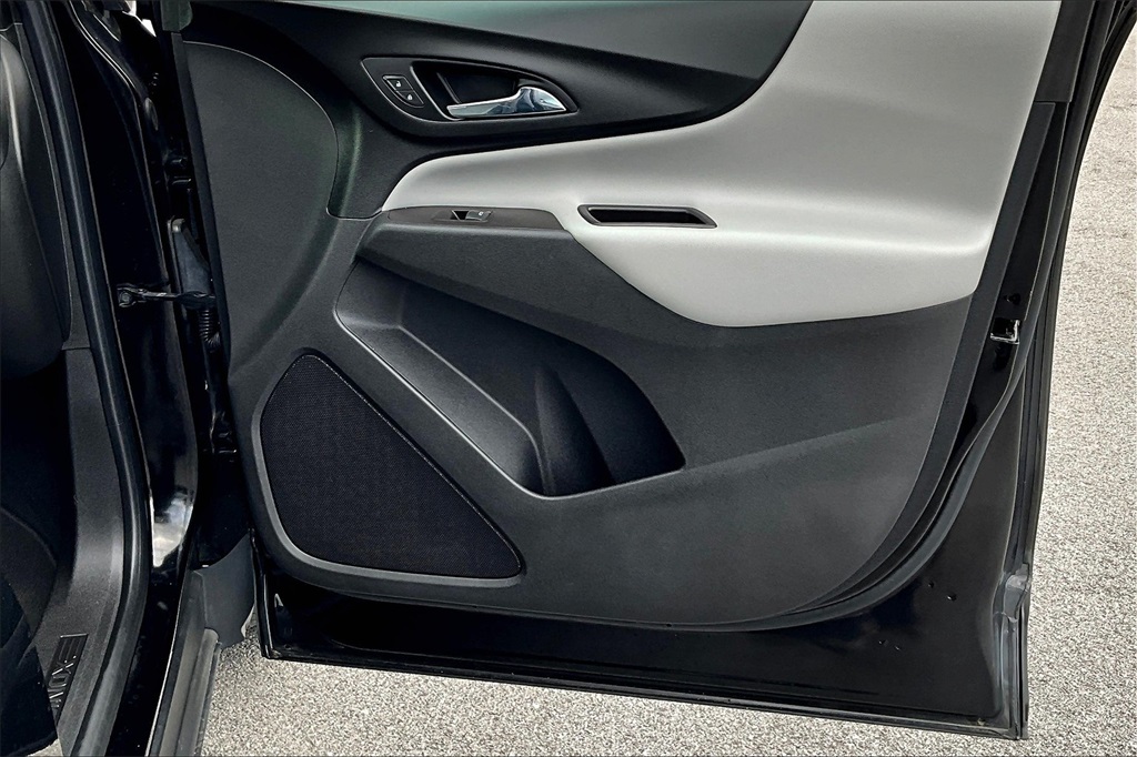 2021 Chevrolet Equinox LS - Photo 12