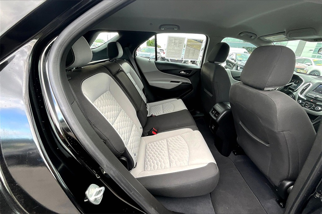2021 Chevrolet Equinox LS - Photo 16