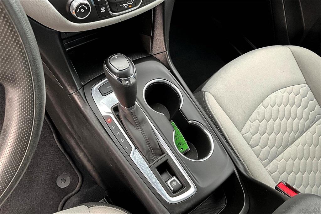 2021 Chevrolet Equinox LS - Photo 20