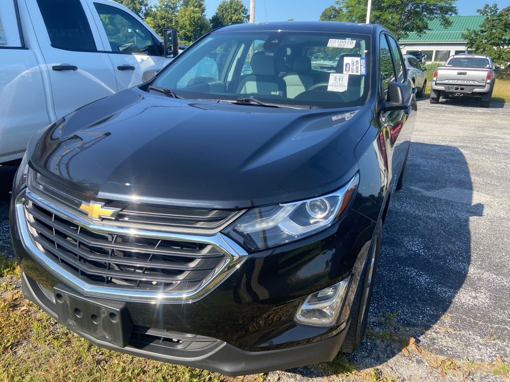 2021 Chevrolet Equinox LS - Photo 2
