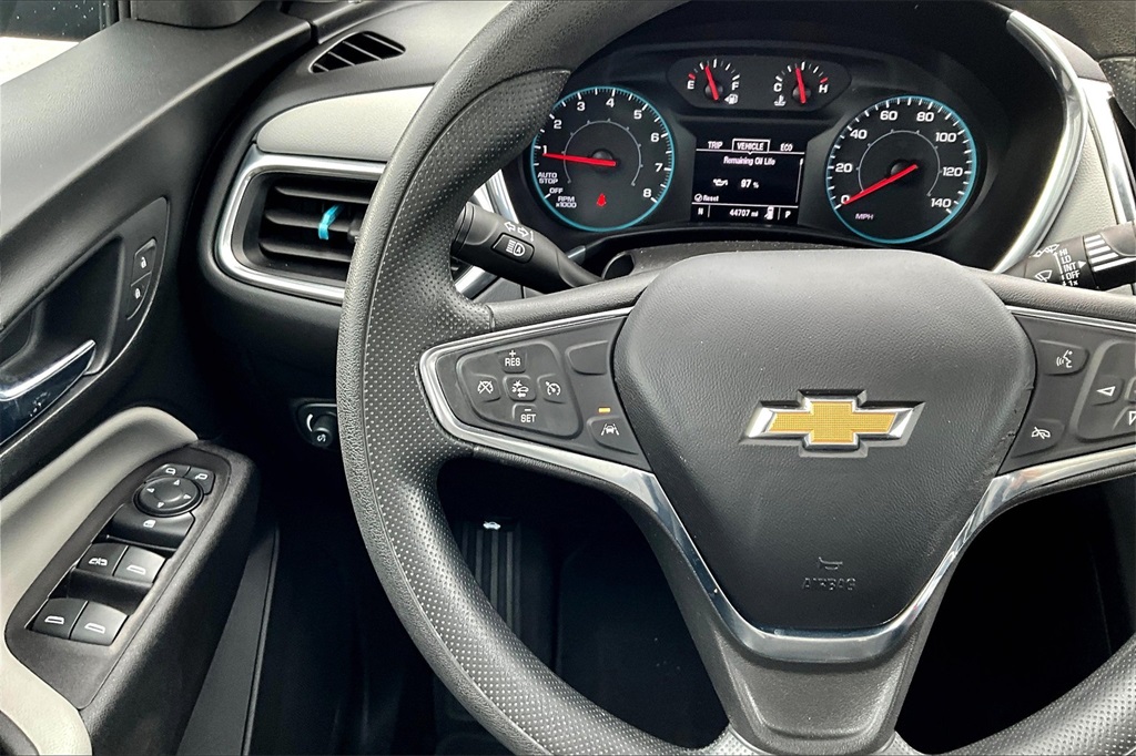 2021 Chevrolet Equinox LS - Photo 23